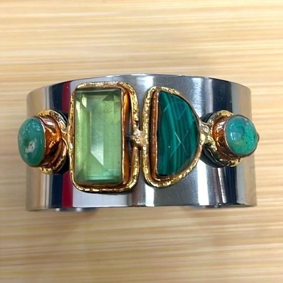 Handmade Silver Tone Adjustable Wide Cuff Bracelet Green Gemstone Embellished - Picture 16 of 16